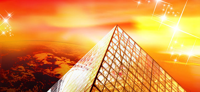 這張金黃色的金字塔圖片，無疑是表達(dá)利益最大化的最好方式。